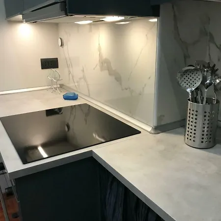 Dietro Il Teatro Modena Apartment Genoa