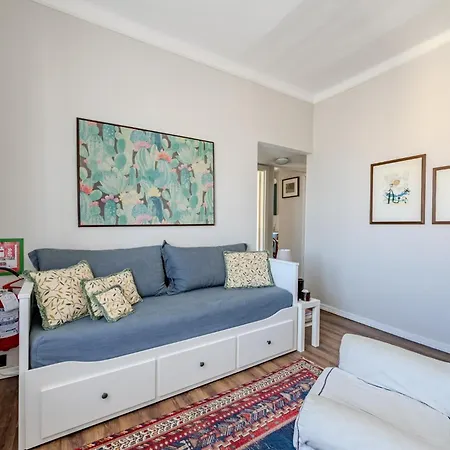 Dietro Il Teatro Modena Apartment Genoa